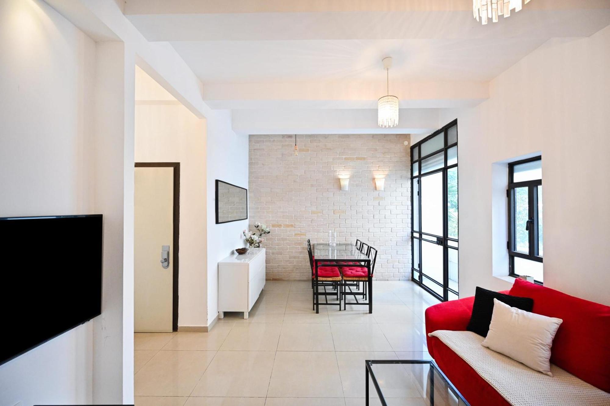 Nice 2Br Near Gordon Beach By Holyguest Τελ Αβίβ Εξωτερικό φωτογραφία